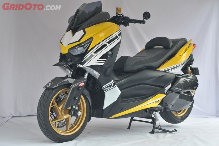 Yamaha XMAX Livery Anniversary 40 Tahun  Yamaha