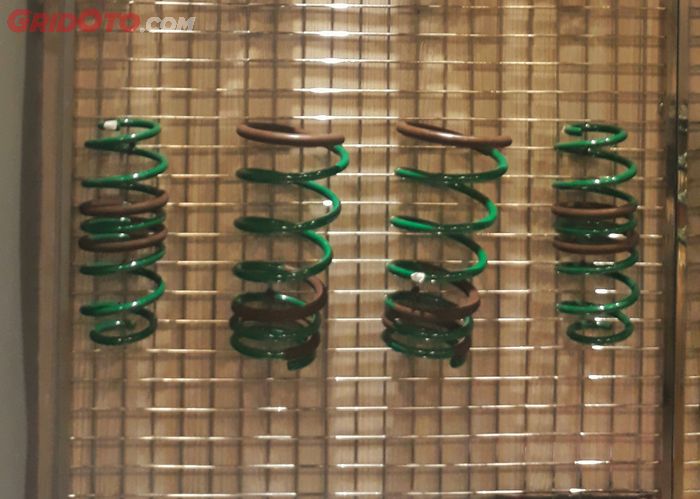 per lansiran Tein S Tech untuk Suzuki Swift ZC21