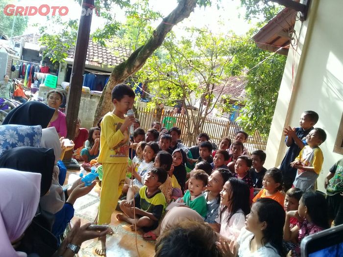 Trauma healing untuk anak-anak korban banjir Cirebon, Jawa Barat yang digelar KTCI