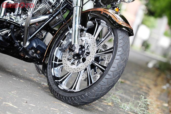 Harley-Davidson Street Glide Semi Bagger Custom Concept Industries