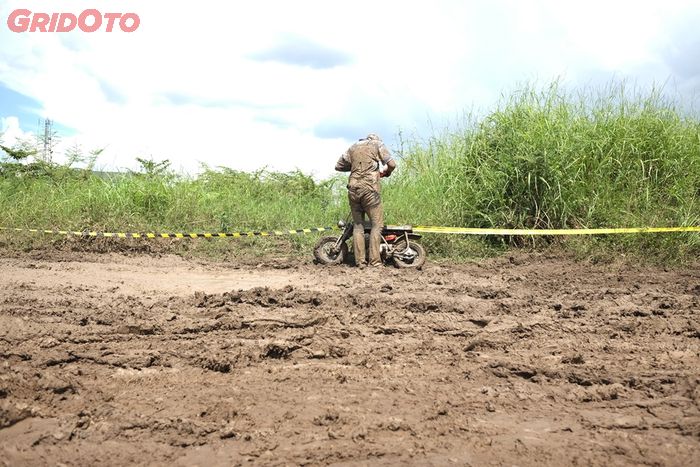 Merundungi nasib si minion