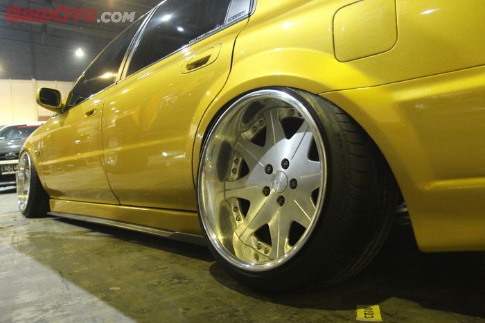 Pelek mepet sepatbor berkat airsus