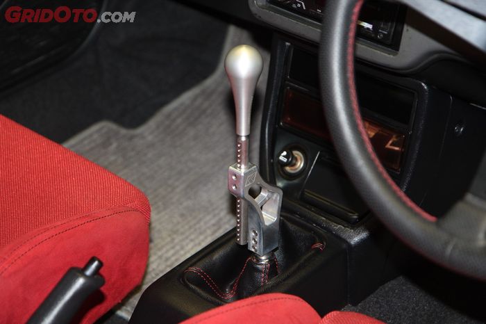 Short shifter agar perpindahan gigi lebih cepat