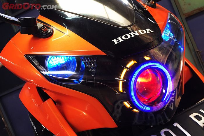 Honda CBR150R Orange DJ Custom
