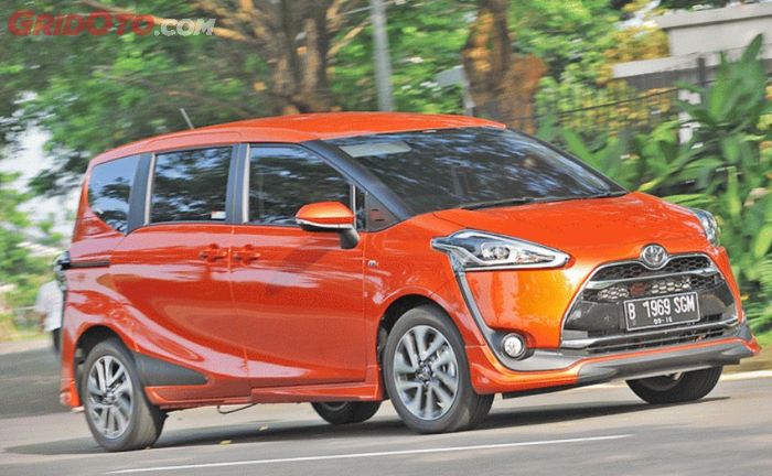 ILUSTRASI. Recall Toyota Sienta