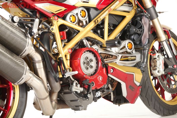 Ducati Street Fighter 848 Iron Man