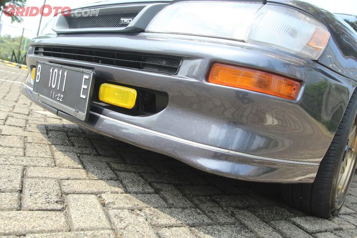 Lips dan bumper depan OEM Greco GT, bumpernya mirip Greco lokal '94-'96