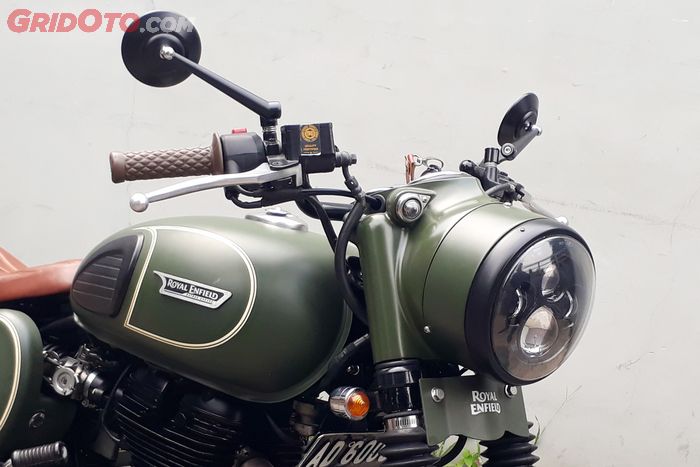 Modifikasi Royal Enfield Classic 500 Gibran Rakabuming Katros Garage