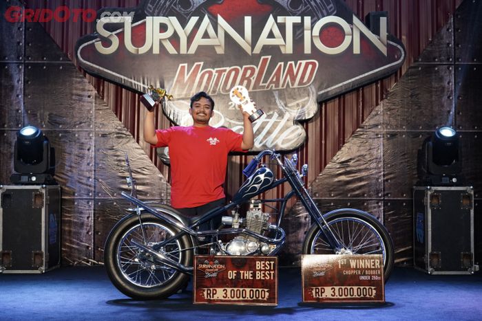 Suzuki Thunder 250 Chopper juara pertama Chopper / Bobber under 250 cc sekaligus Best of The Best Su