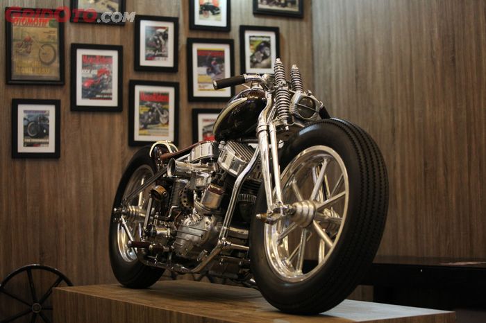 Harley-Davidson Panhead Vintage Dragster KickAss Chopper yang ikut di AMD Jerman 2018
