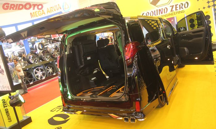 Modifikasi audio di Toyota Alphard