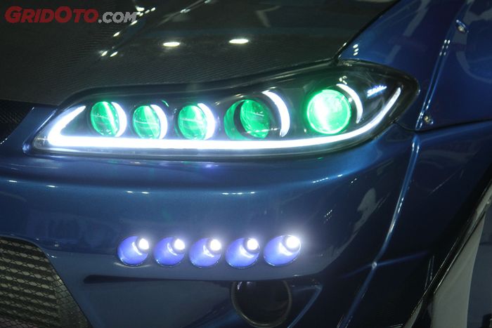 Modifikasi lampu Nissan Silvia S15