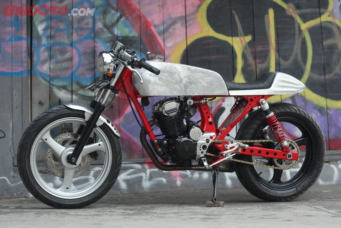 Honda GL Pro Cafe Racer Aluminium Gator Motorcycle