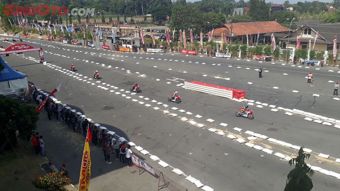Stadiun Maguwoharjo Yogyakarta disulap menjadi trek sepanjang 1,2 km