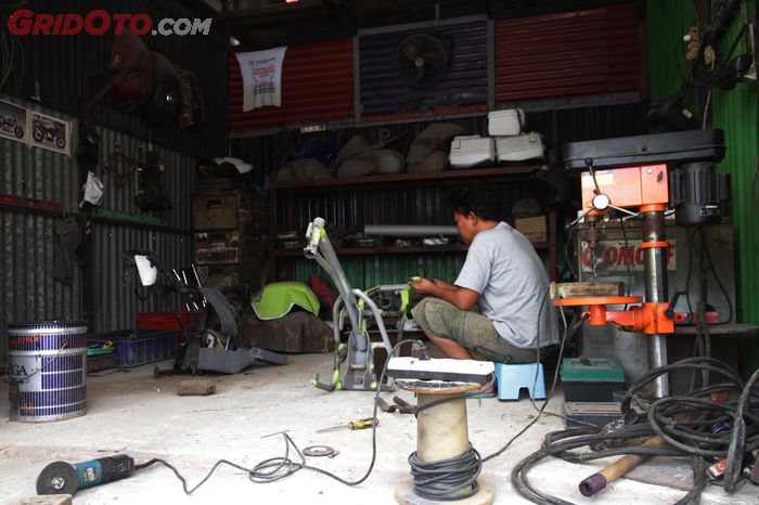 Tauco Custom Motorcycle Konsisten Pakai Plat Galvanis