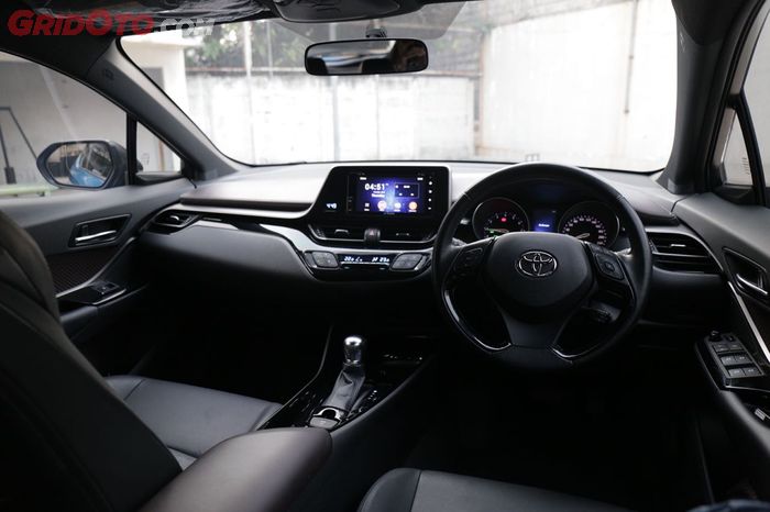 Interior Toyota C-HR hadirkan desain menarik