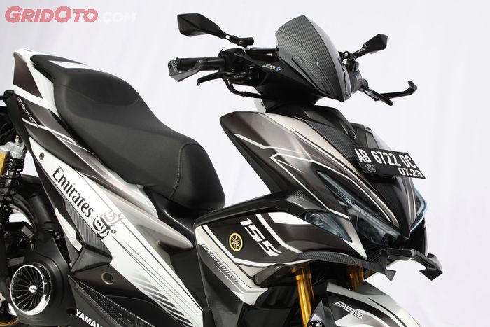 Yamaha Aerox Simple Elegant Emirates Customaxi Yogyakarta