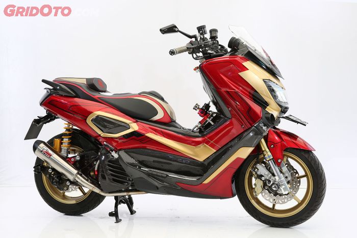 Yamaha NMAX Bertema Iron Man Juara Master Customaxi Yamaha 2018 Makassar