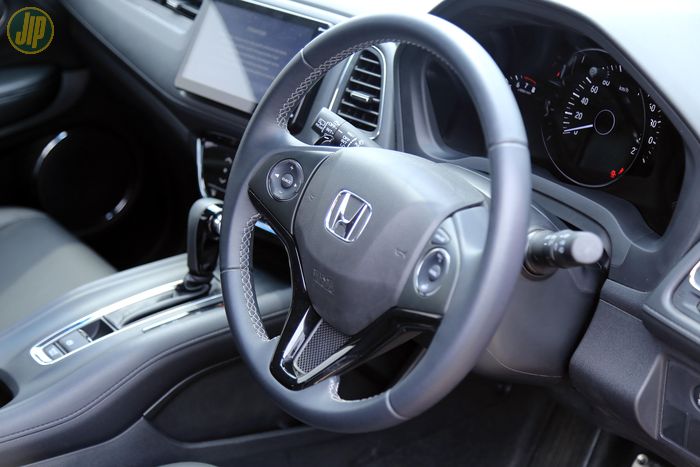 Setir Honda HR-V E Special Edition sudah dilengkapi paddle shift