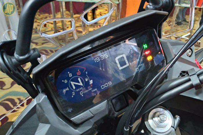 Panel instrumen Honda CB500X 2019