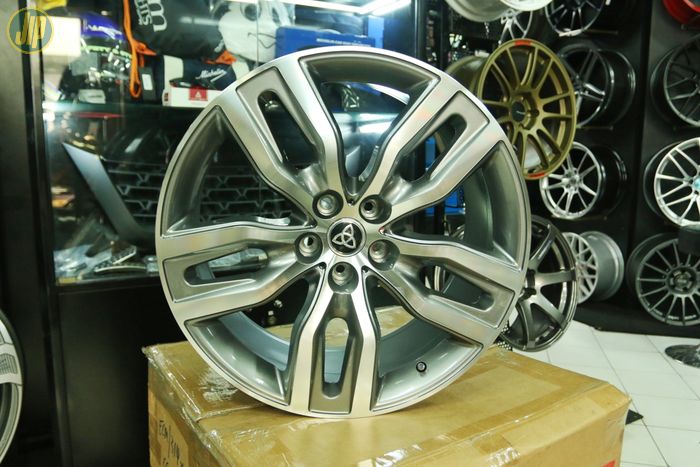 Pelek RAV Trinity Predator ring 20 inci untuk Wuling Almaz