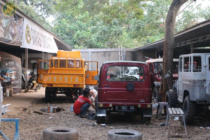 Benerapa Jimny dan Hardtop yang sedang dilakukan finishing