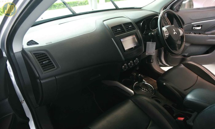 Interior Mitsubishi Outlander Sport