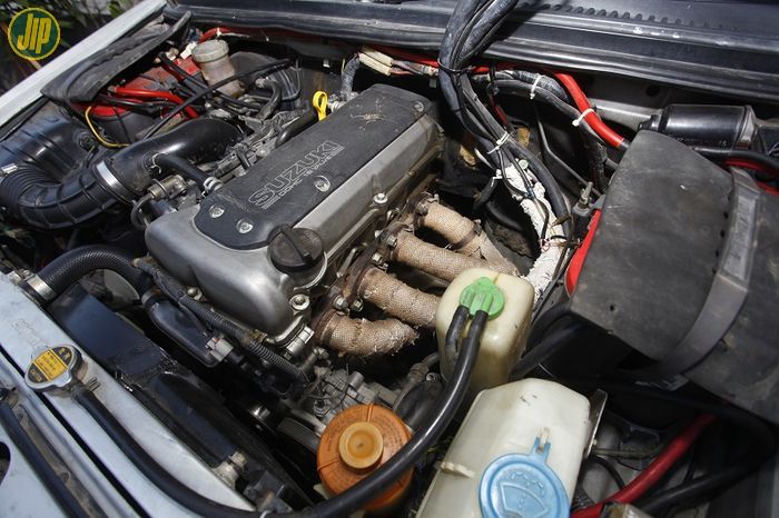 Mesin G13BB bawaan Jimny JB33 hanya punya tenaga 86 dk dengan torsi 115 Nm, dan dibiarkan standar