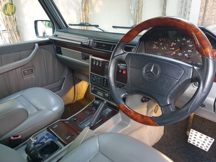 Interior Mercedes-Benz G300 W463 1996 Convert G500 Lux, Swap Engine Hilux 3.000 cc