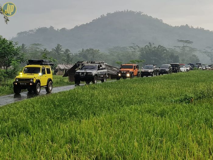 Perjalanan Indonesia 4x4 Overland melintasi alam Jogja