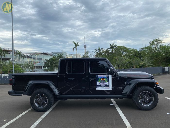 Siap belusukan pakai Jeep Gladiator di Holiday Fun Drive 2022