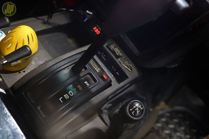 Sistem elektrik untuk mengaktifkan 4x4 tidak lagi digunakan