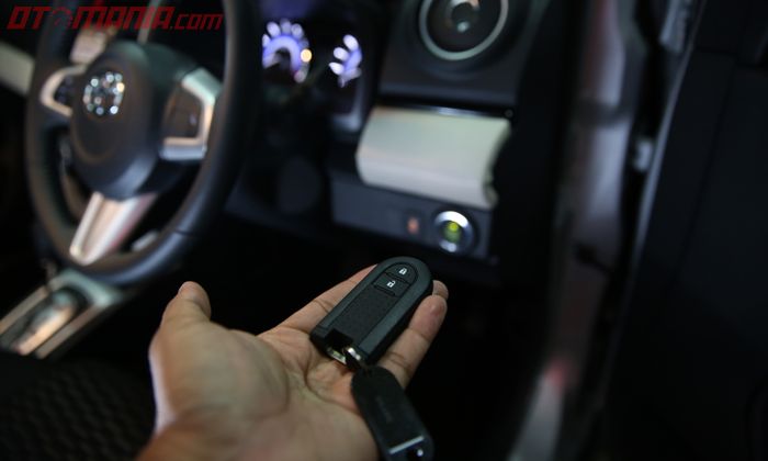 Ilustrasi smart key Toyota Rush