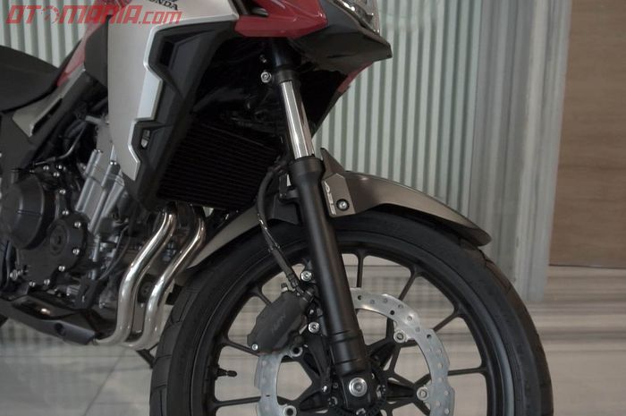 Suspensi depan Honda CB500X 2019