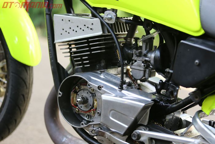 Modifikasi Yamaha RX-King Storing Motor Dream Garage Modified