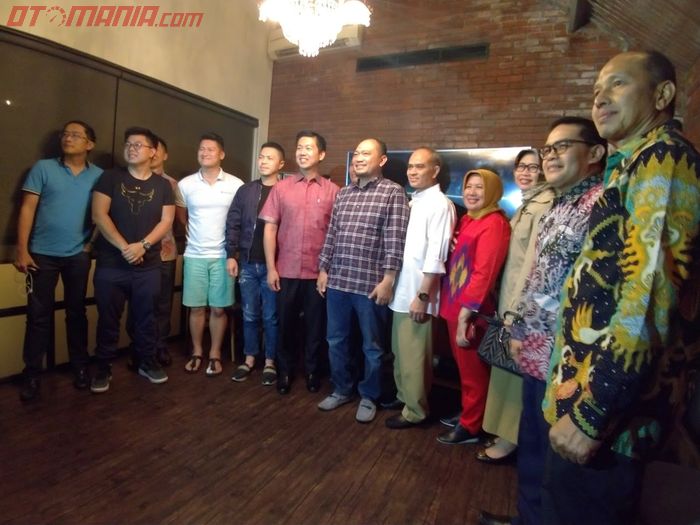 BPRD DKI Jakarta mengadakan pertemuan dengan para perwakilan asosiasi pemilik mobil mewah.