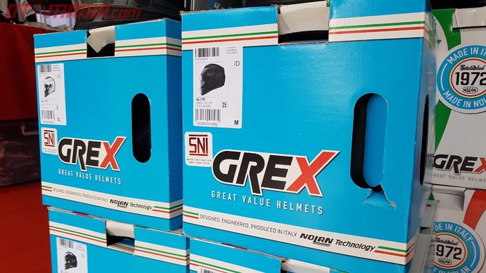 Kemasan helm Grex, produksi nolan group