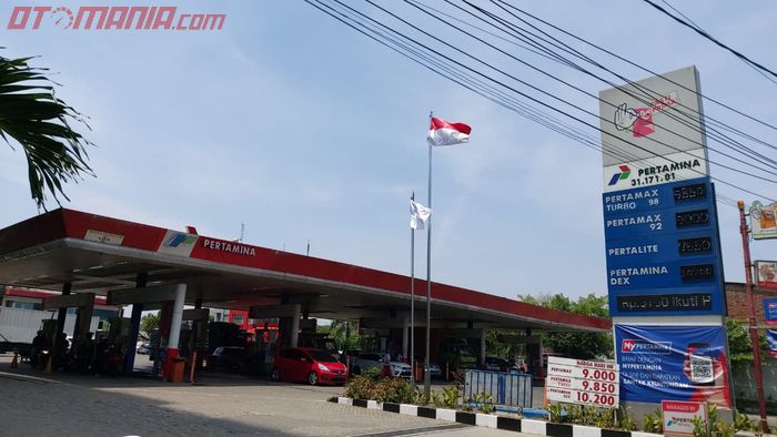 Ilustrasi SPBU Pertamina biru