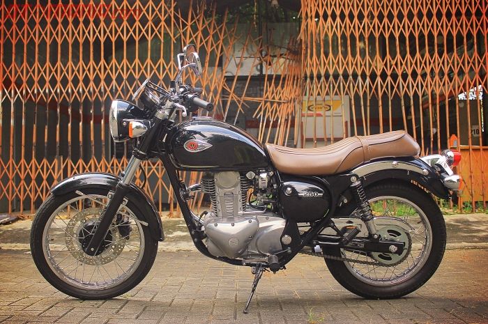Kawasaki W250