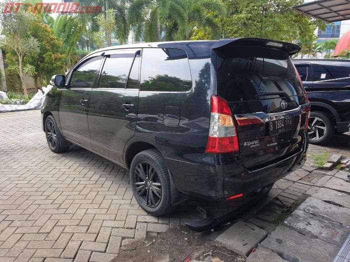 Upgrade bodykit Toyota Kijang innova 2009 ke Innova barong 2015