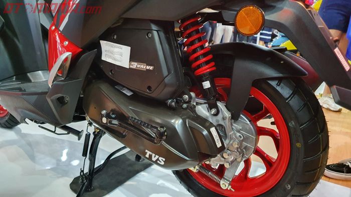 Mesin TVS Ntorq 125 Race XP, 3 klep injeksi dengan 2 riding mode