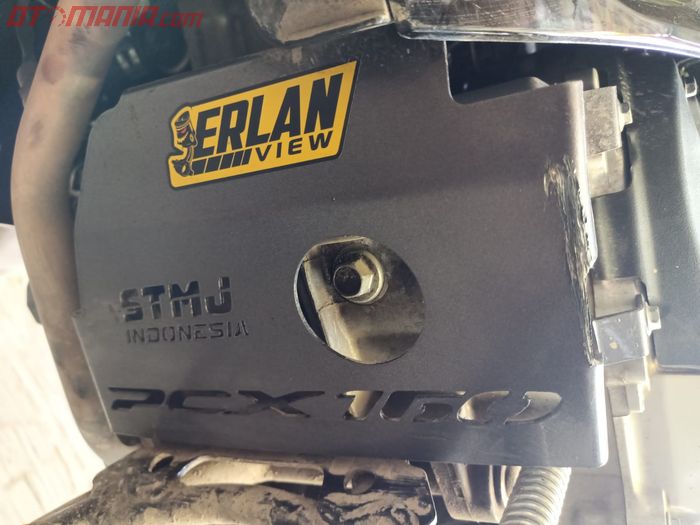 Cover engine Honda Vario 160 STMJ besutan Erlan View