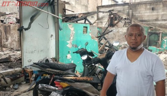 Seorang warga, Tri Wahono, terdampak kebakaran Depo Pertamina Plumpang, 