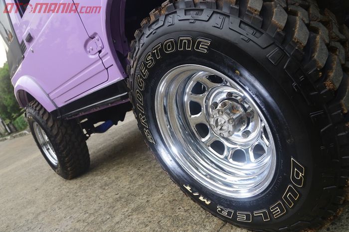 Ban M/T lansiran Bridgestone Dueler