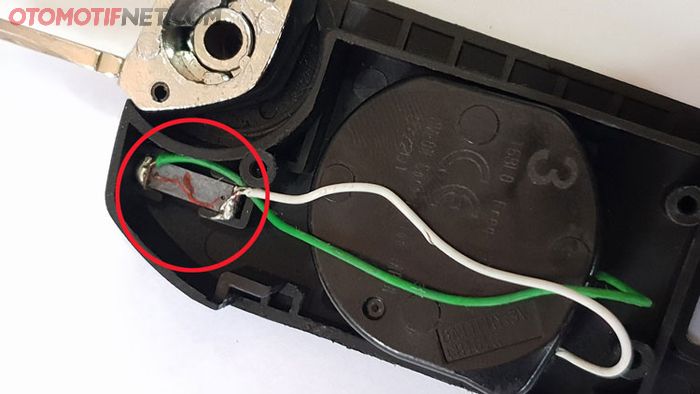 Aplikasi Kunci Kontak Model Lipat (Gbr.4)