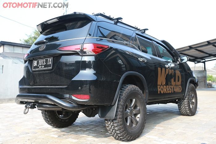 Toyota Fortuner  VRZ Wajah Gladiator Bumper  Pakai 