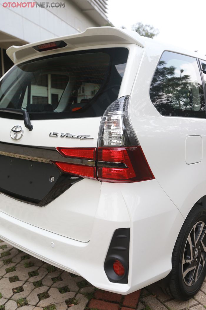 Toyota Avanza 2019 . Lampu Belakang dan bumper