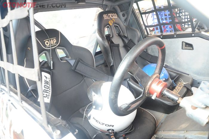 Interior kabin rapi, jadi enak dilihat