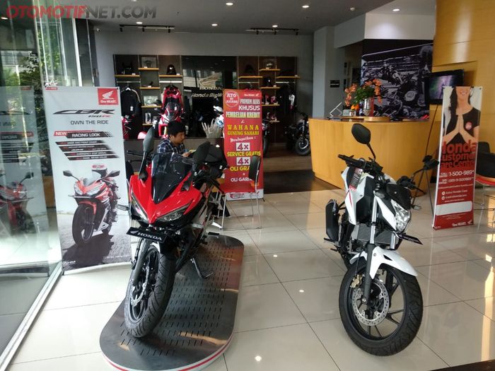 Honda CBR150R dan CB150R