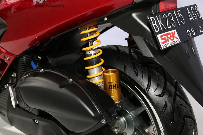 Sokbreker Ohlins di buritan